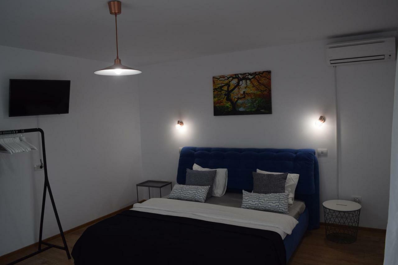 Hotel La Rabla Dubova Zewnętrze zdjęcie
