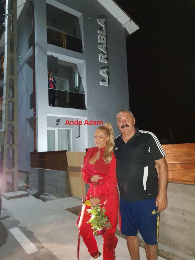 Hotel La Rabla Dubova Zewnętrze zdjęcie